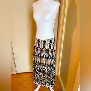 International concepts soft petite L summer, tribal maxi skirt 32” black white